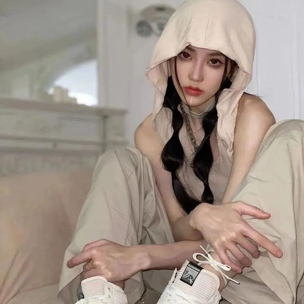 三小一家人